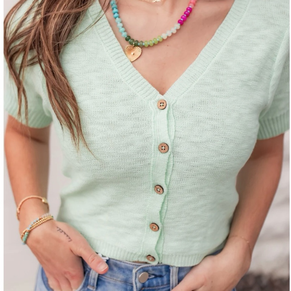 Mint Green Button-Up Women's Top - Picture 2 of 4